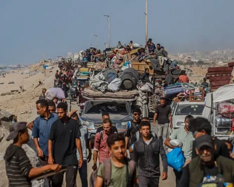 Israeli Forces Seek to Drive People Away of Gaza City as Ground Offensive Advances